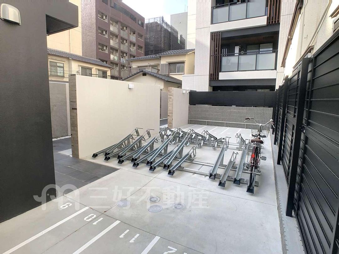 Apartment Building for Sale in Chuo-ku, Fukuoka City - Thumbnail 4