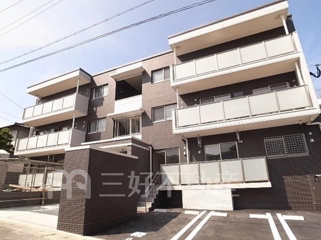 3LDK Apartment for Rent in Jonan Ward, Fukuoka - Thumbnail 4