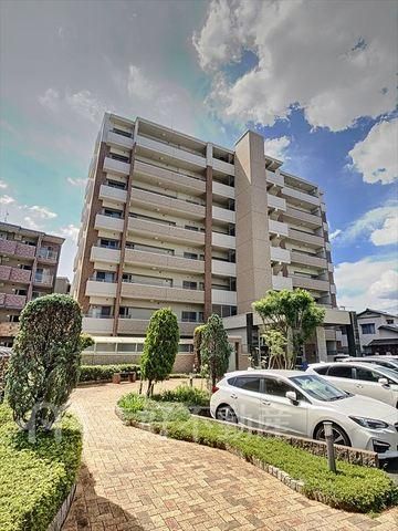 3LDK Apartment for Rent in Jonan Ward, Fukuoka - Thumbnail 2
