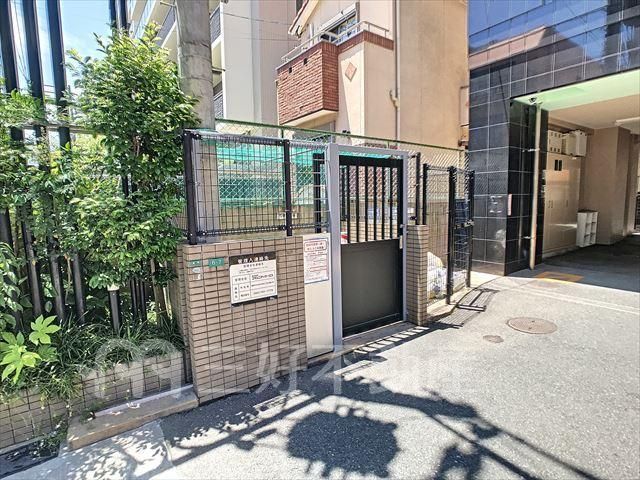 1K Apartment for Rent near Tojinmachi Station in Fukuoka - Thumbnail 4