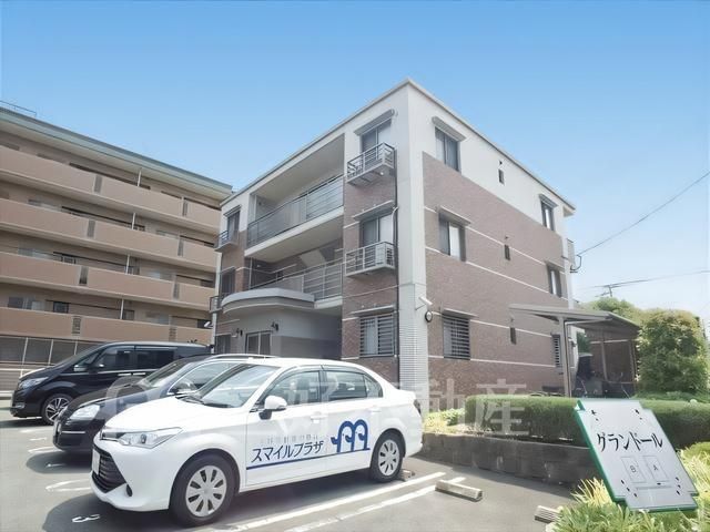 2LDK Apartment for Rent in Dazaifu, Fukuoka - Thumbnail 2
