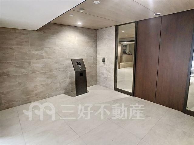 2LDK Rental Apartment in Chuo-ku, Fukuoka City - Thumbnail 2