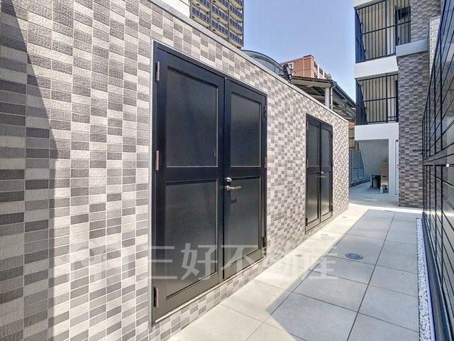 2LDK Apartment for Rent in Hakata-ku, Fukuoka - Thumbnail 3