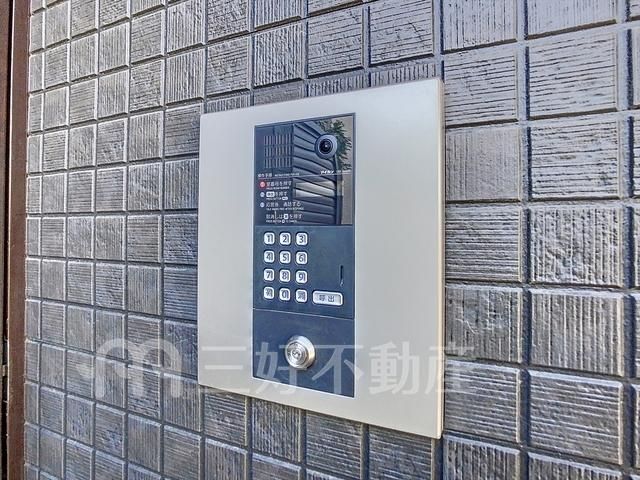 1LDK Loft Apartment for Rent in Hakozaki, Fukuoka - Thumbnail 3