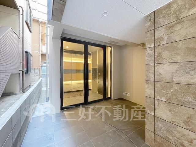 2LDK Apartment for Rent in Hakata Ward, Fukuoka City - Thumbnail 3