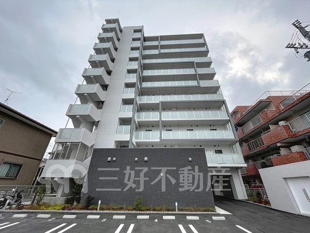 1K Apartment for Rent in Fukuoka City - 30.11 sqm - Thumbnail 3