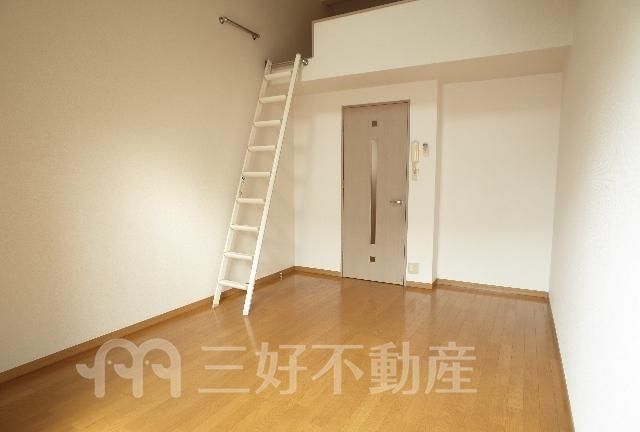 1K Apartment for Rent in Chikushino City, Fukuoka - Thumbnail 4