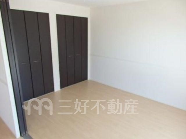 Pet-Friendly 2LDK Apartment for Rent in Koga, Fukuoka - Thumbnail 2