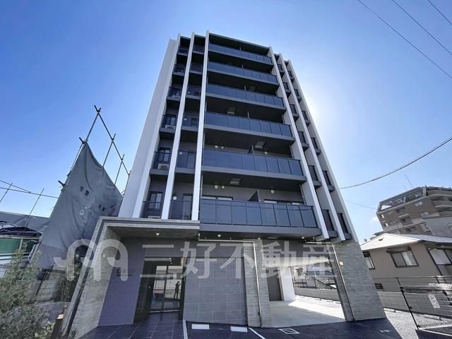 Modern 2LDK Corner Apartment in Fukuoka Sawara Ward - Thumbnail 3