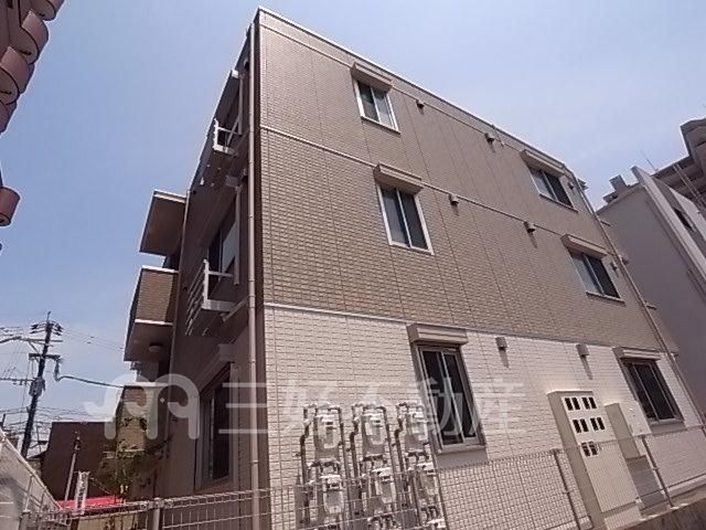 1LDK Apartment for Rent in Hakata Ward, Fukuoka - 40 sqm - Thumbnail 3