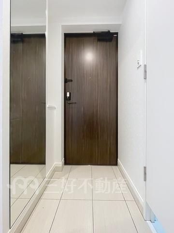 2LDK Designer Apartment for Rent in Hakata Ward, Fukuoka - Thumbnail 4