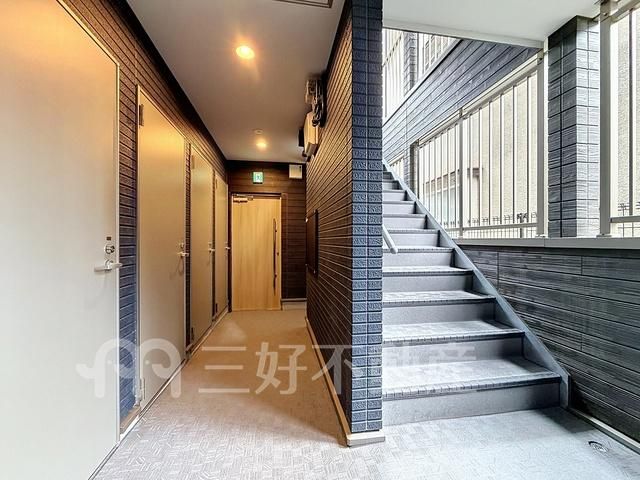 NEXUS Meinohama 2LDK Apartment for Rent in Fukuoka - Thumbnail 3