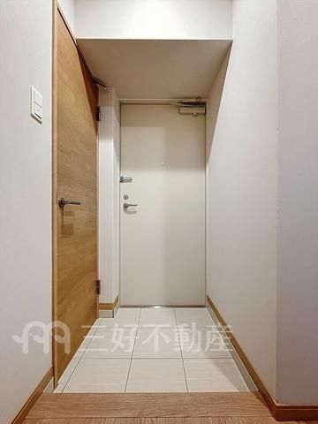 2LDK Apartment for Rent in Hakata-ku, Fukuoka - Thumbnail 2