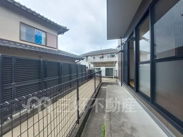 2LDK Apartment for Rent near Chikuzen-Maebaru Station, Itoshima - Thumbnail 4