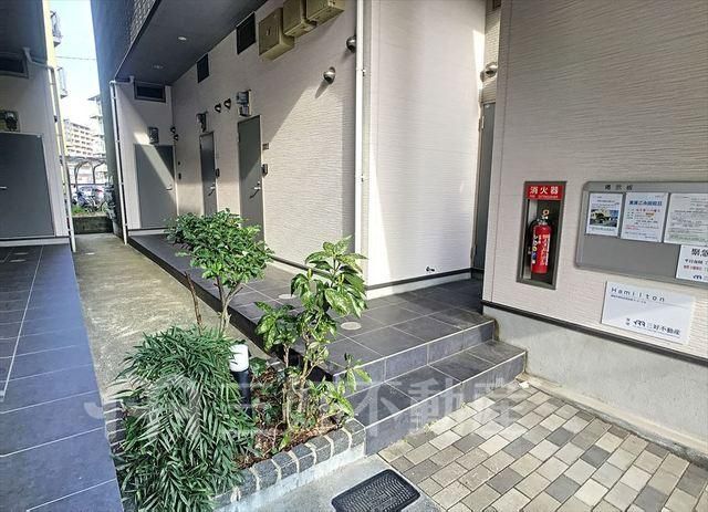 Apartment in Hakata-ku, Fukuoka - Thumbnail 2