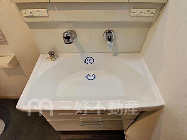Apartment in Hakata-ku, Fukuoka - Thumbnail 4