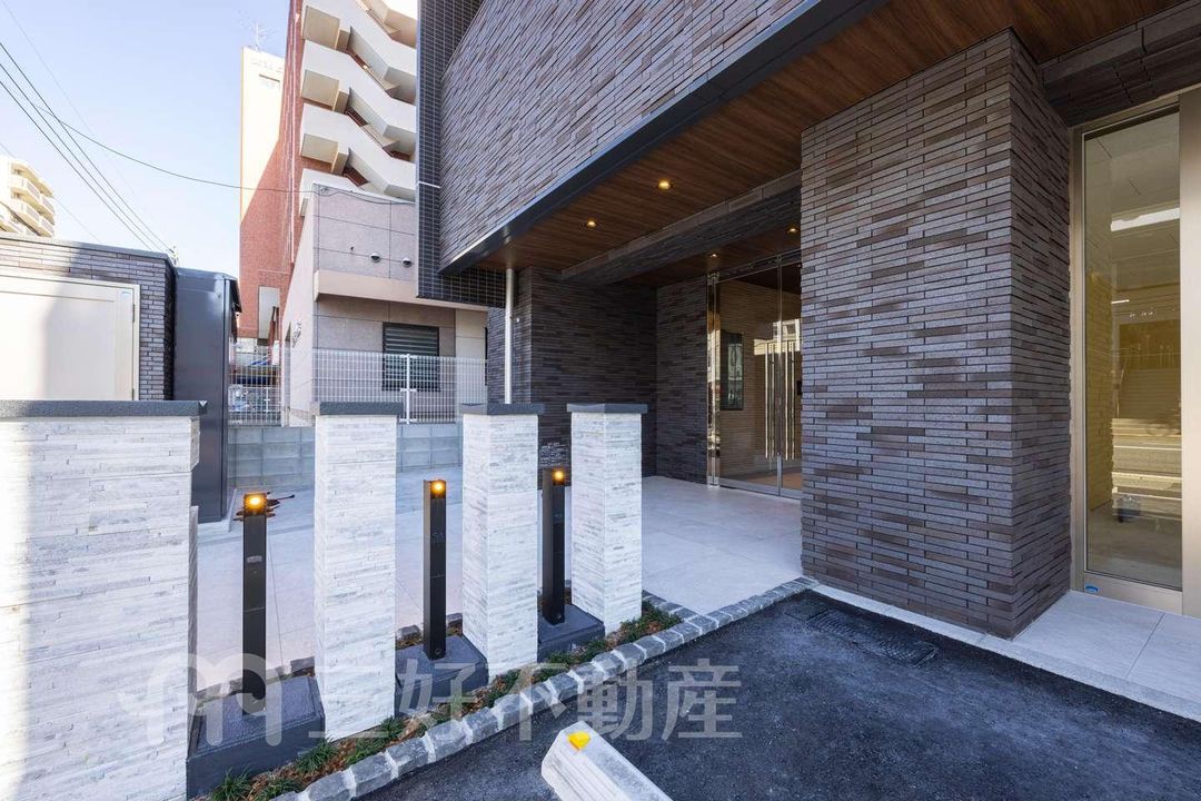 1LDK Apartment for Rent in Fukuoka City, Minami Ward - Thumbnail 2
