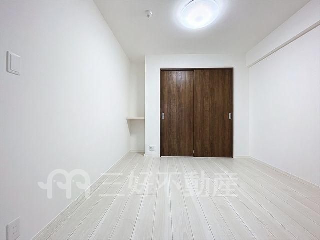 Modern 2LDK Apartment in Hakata Ward, Fukuoka - 58.2 sqm - Thumbnail 3