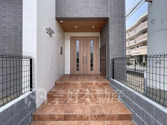 2LDK Apartment for Rent in Onojo City, Fukuoka - Thumbnail 3