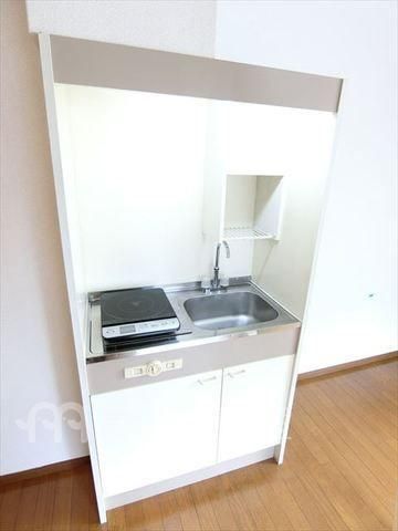 1R Apartment for Rent in Hakata Ward, Fukuoka City - Thumbnail 3