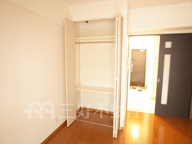 1K Apartment Near JR Yoshizuka Station in Hakata Ward, Fukuoka - Thumbnail 2
