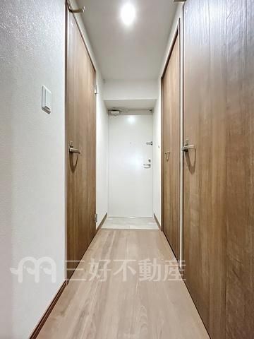 Modern 1LDK Apartment for Rent in Fukuoka City, Minami Ward - Thumbnail 3