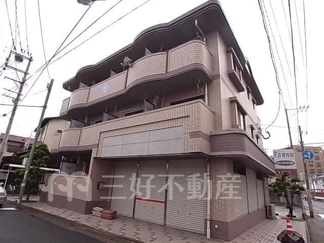 1K Apartment for Rent in Hakata Ward, Fukuoka City - Thumbnail 2