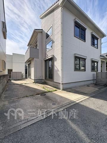 Spacious 4LDK House for Rent in Nanokuma, Fukuoka City - Thumbnail 2
