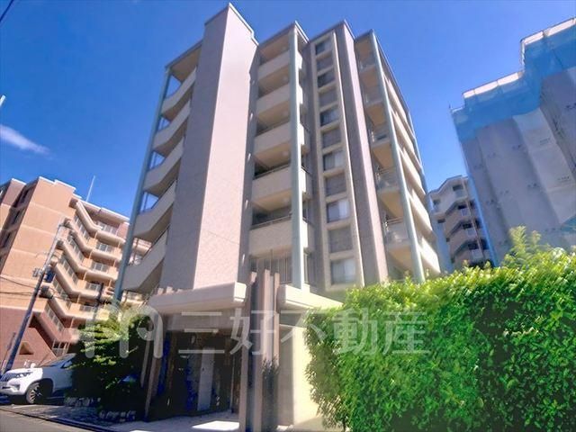 2LDK Apartment for Rent in Fukuoka Higashi Ward - 60.6m² - Thumbnail 3