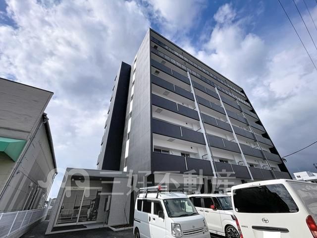2LDK Apartment for Rent in Fukuoka Higashi Ward - 60.6m² - Thumbnail 4
