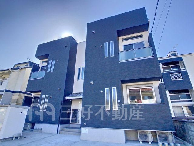 1LDK Apartment for Rent in Chikushino, Fukuoka - Thumbnail 2