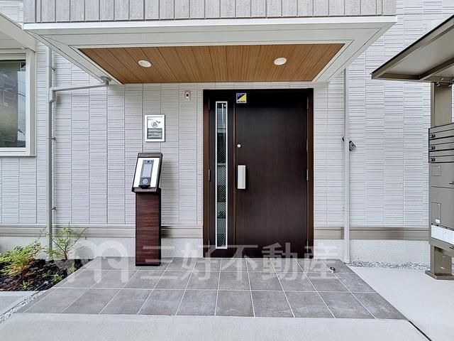 2LDK Corner Apartment for Rent in Hakata-ku, Fukuoka - Thumbnail 3