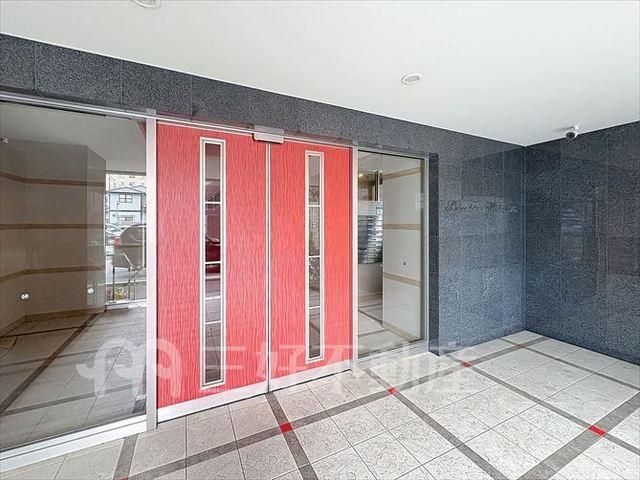 2LDK Apartment for Rent in Hakozaki, Fukuoka City - Thumbnail 2