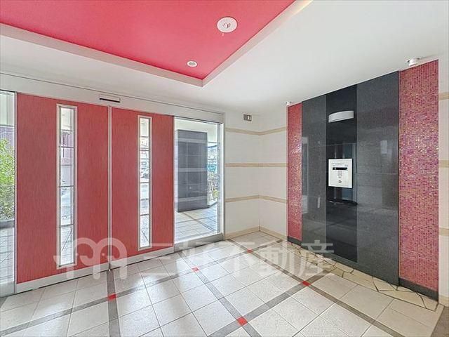 2LDK Apartment for Rent in Hakozaki, Fukuoka City - Thumbnail 3