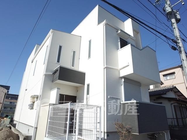 1LDK Apartment for Rent in Hakata Ward, Fukuoka - Thumbnail 4