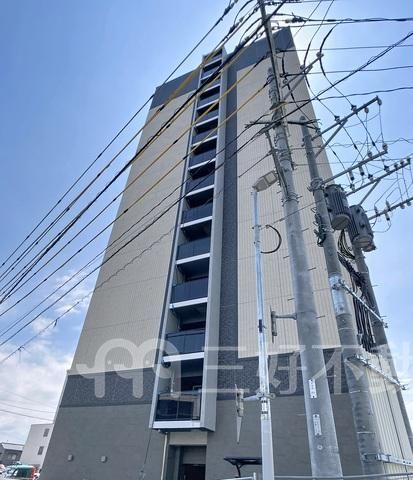 1R Apartment for Rent near Fukuoka Airport in Hakata-ku - Thumbnail 2