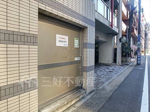 1K Apartment for Rent in Chuo-ku, Fukuoka City - Thumbnail 3