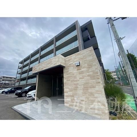Designer Apartment with Loft in Minami Ward, Fukuoka - Thumbnail 4