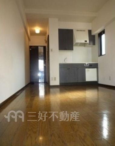 1R Student Apartment Near Yakuin-Odori Station, Fukuoka - Thumbnail 4
