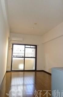 1R Student Apartment Near Yakuin-Odori Station, Fukuoka - Thumbnail 3