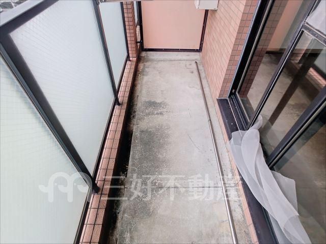 1K Apartment Near JR Takeshita Station in Hakata-ku, Fukuoka - Thumbnail 2
