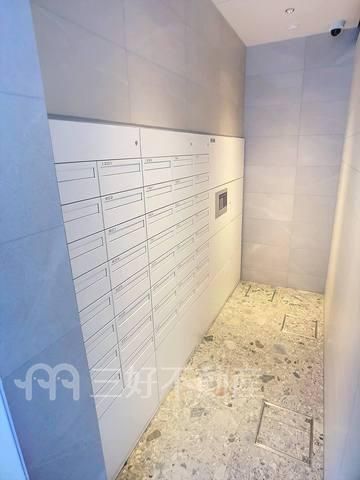 Modern 2LDK Apartment for Rent in Hakata, Fukuoka - Thumbnail 3