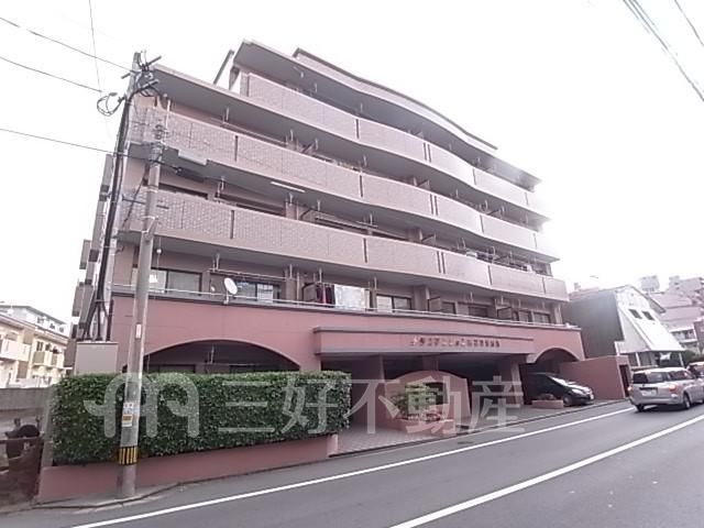 Chisan Mansion Minami Fukuoka Sankan - 5-Story RC Apartment in Hakata-ku - Thumbnail 3