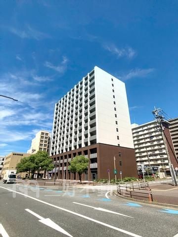 1K Apartment for Rent in Hakata-ku, Fukuoka - 25.85 sqm - Thumbnail 2