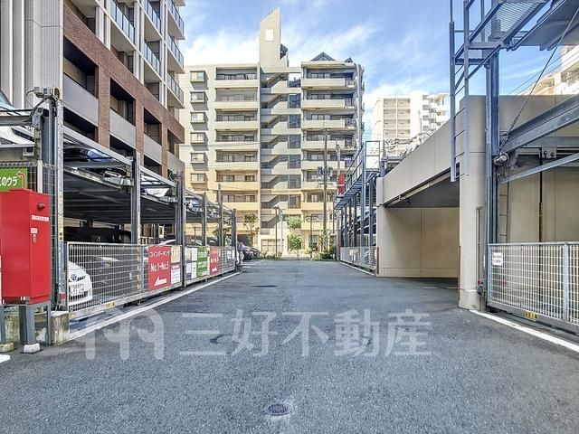 1K Apartment for Rent in Hakata-ku, Fukuoka - 25.85 sqm - Thumbnail 3