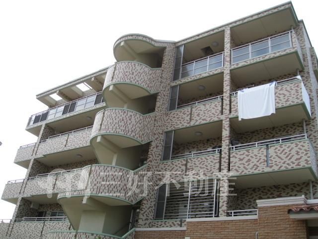Grand Blue Wake 2LDK Apartment near Muromi Station, Fukuoka - Thumbnail 3