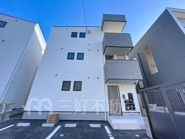 New 1LDK Apartment for Rent in Minami Ward, Fukuoka - Image 1