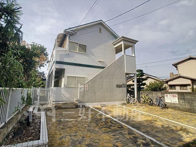 1K Apartment for Rent in Onojo City, Fukuoka - Thumbnail 4