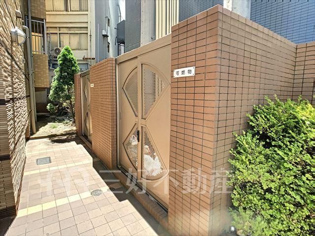 1K Apartment for Rent in Hakata Ward, Fukuoka - 31m² - Thumbnail 2