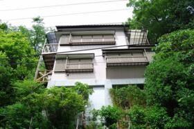 Charming House in Kawazu with Cherry Blossom Views — Image 1, Kawazu, Shizuoka